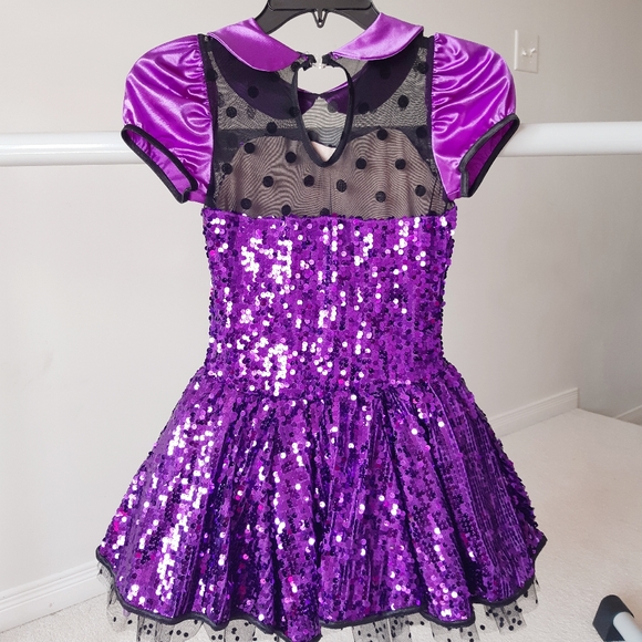 Dance Costume - Picture 3 of 8